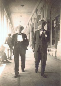 Miquel Agell Nadal (right) in Buenos Aires, 1920. Agell family archive.