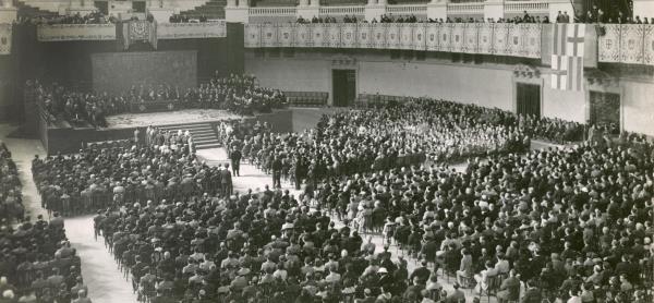 Vista del Gran Salón el día de la inauguración del Museo de Arte de Cataluña, el 11 de noviembre de 1934.