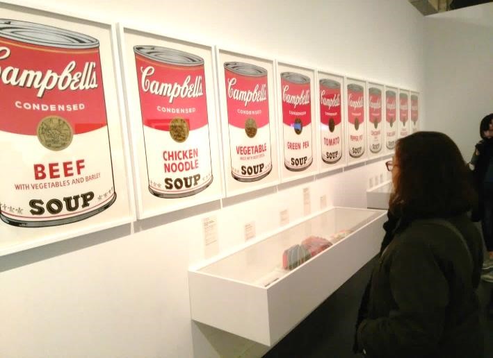 Visitando la exposición  Warhol. El arte mecánico. Caixaforum